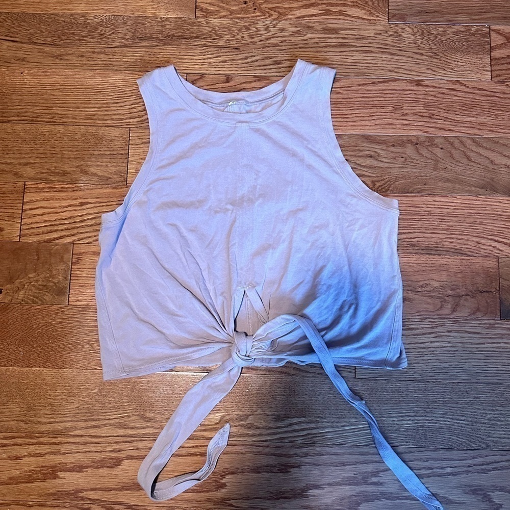 LULULEMON crop top